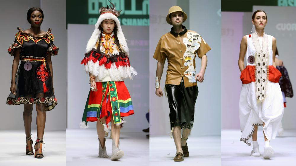 4月26日,“CUORI卓力杯”第二届外国留学生时装设计大赛在我校举行。不同国家的模特身着五彩缤纷的时装款款走来,与其他时装秀不同的是设计者大都为来自“一带一路”沿线国家的留学生,绚丽多彩的服饰让丰富多元的“丝路”文化碰撞,擦出夺目的火花……